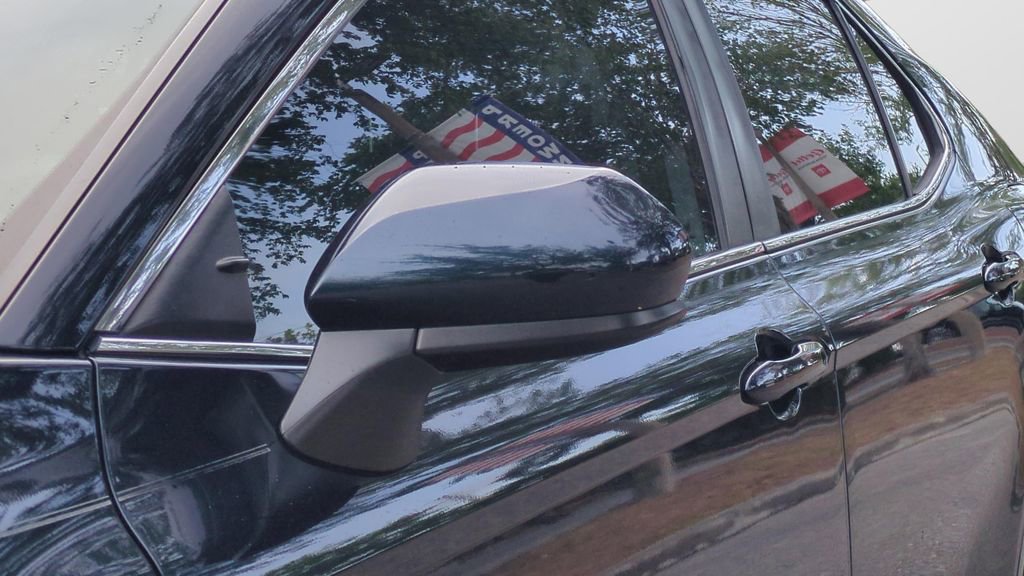 Certified 2020 Toyota Camry LE FWD image 26