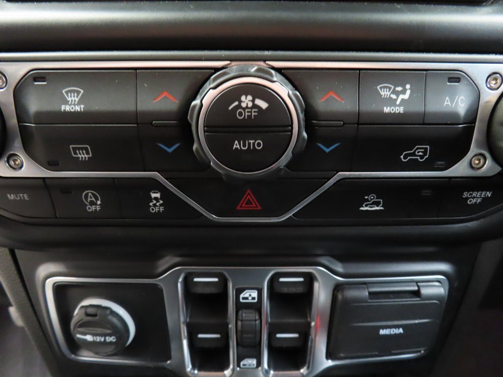 Used 2022 Jeep Wrangler Unlimited Sahara w/ LED Lighting Group image 49