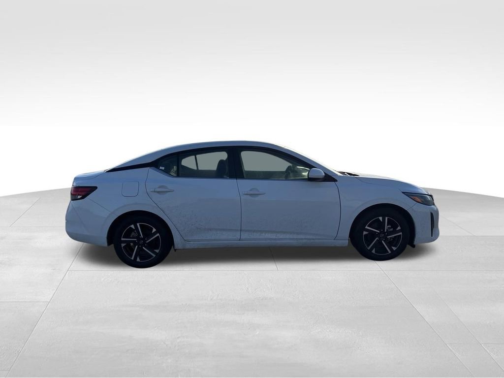 Used 2024 Nissan Sentra SV FWD image 12
