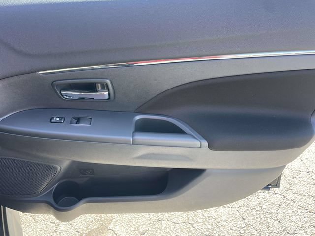 Used 2024 Mitsubishi Outlander Sport LE AWD/4WD image 9