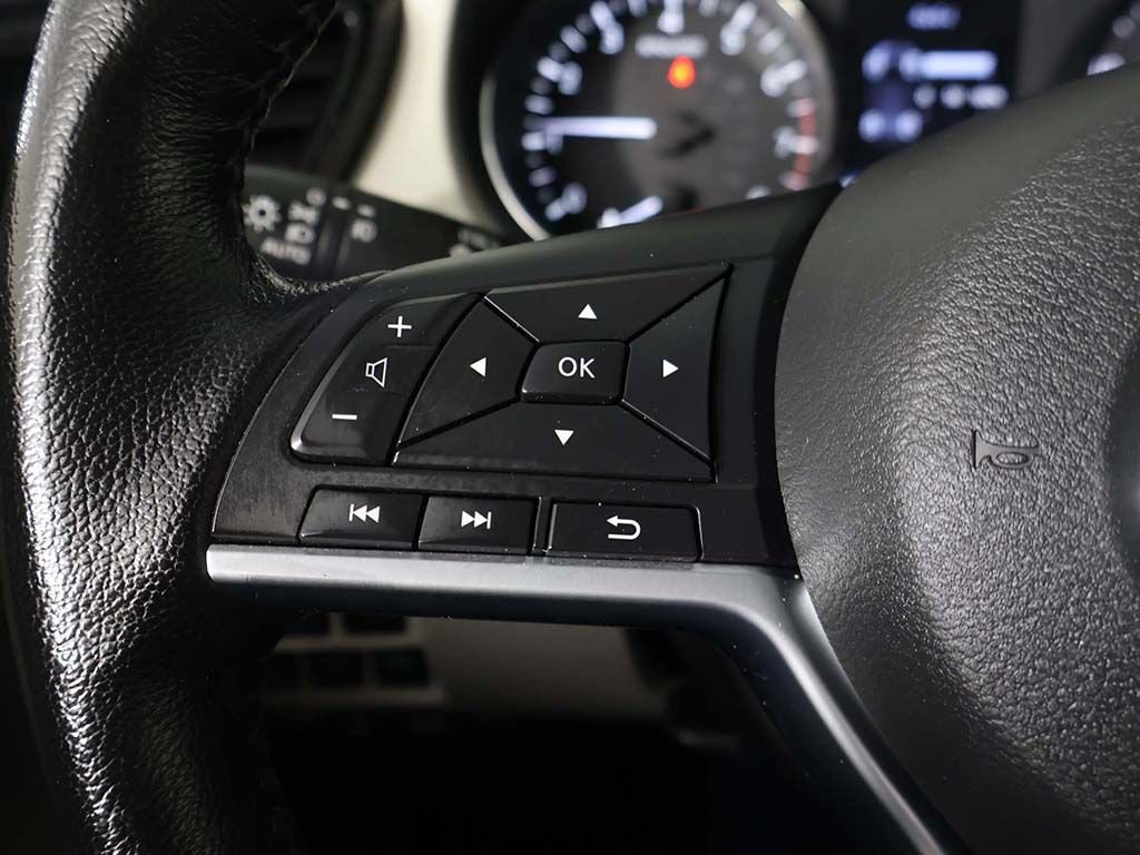 Used 2022 Nissan Rogue Sport SV w/ Technology Package AWD/4WD image 39