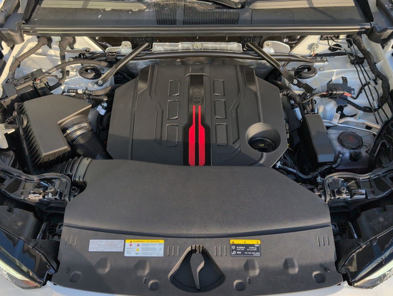 New 2025 Audi SQ5 Premium Plus image 28