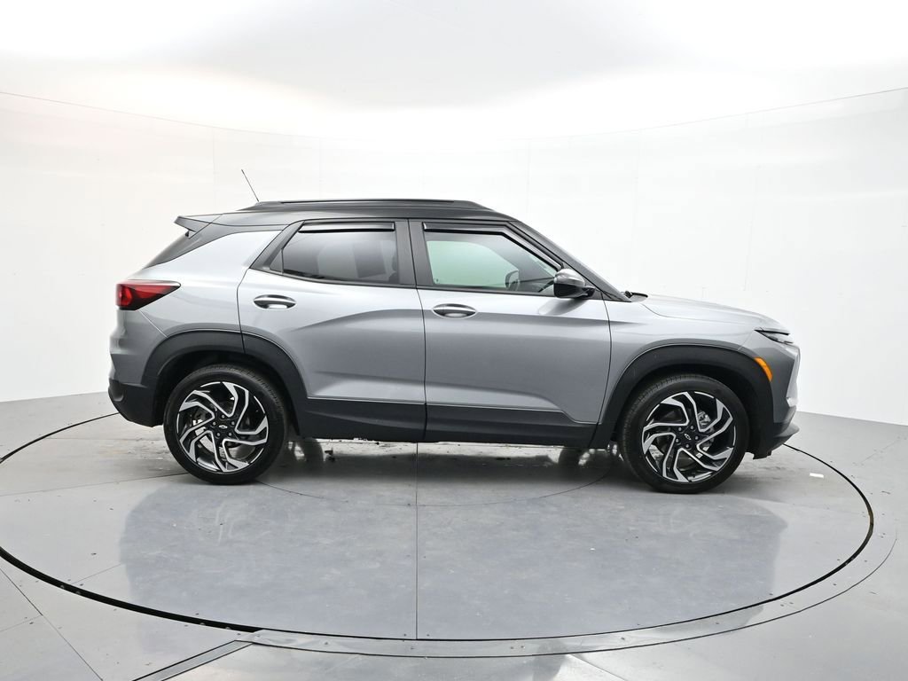 Used 2024 Chevrolet TrailBlazer RS w/ Convenience Package image 8