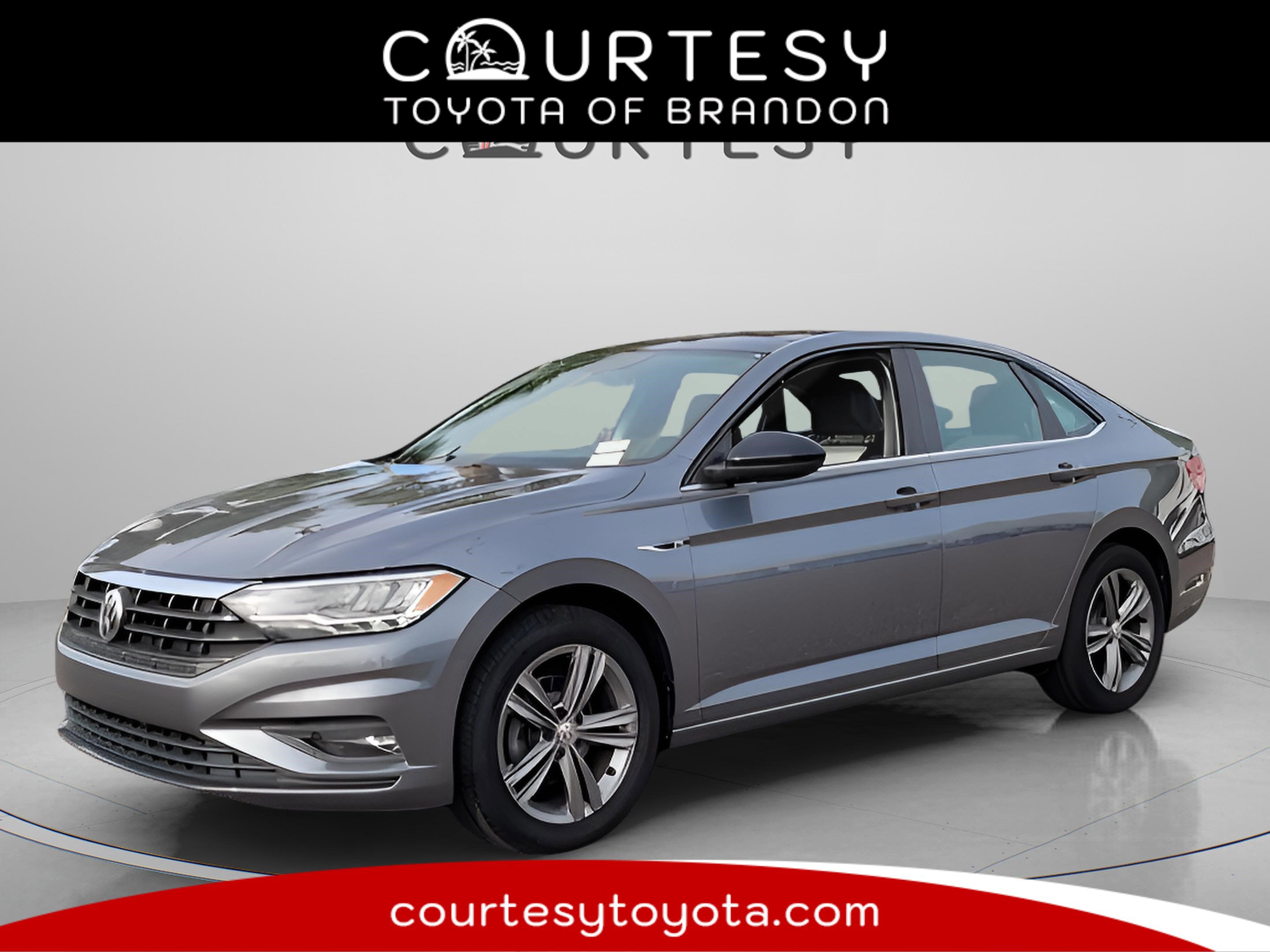 Used 2019 Volkswagen Jetta R-Line image 1