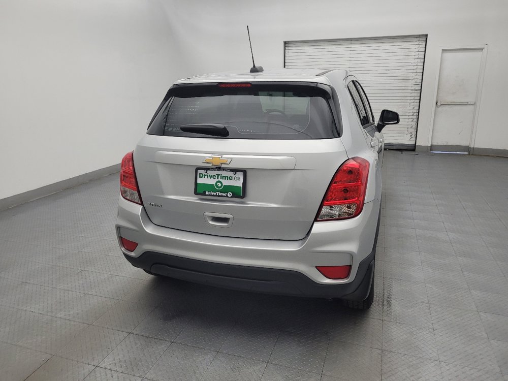 Used 2018 Chevrolet Trax LS w/ LPO, Protection Package FWD image 7