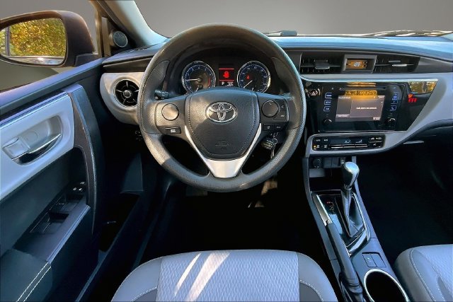 Used 2019 Toyota Corolla LE FWD image 8