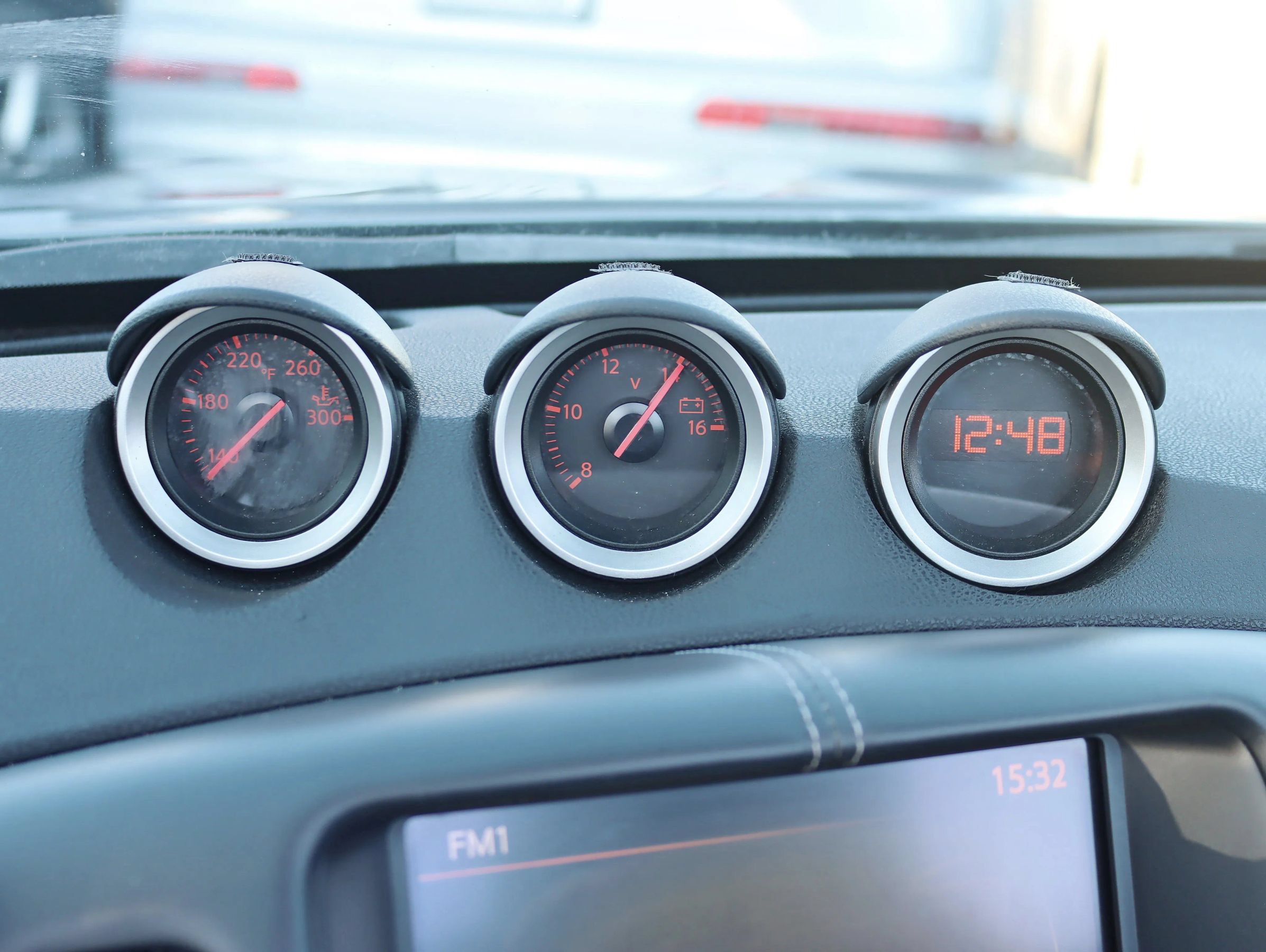 Used 2013 Nissan 370Z Touring RWD image 21