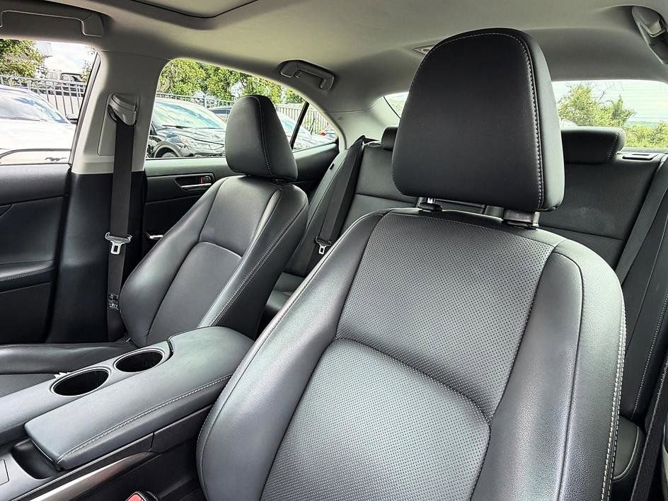 Used 2016 Lexus IS 200t w/ Navigation System Package RWD image 22