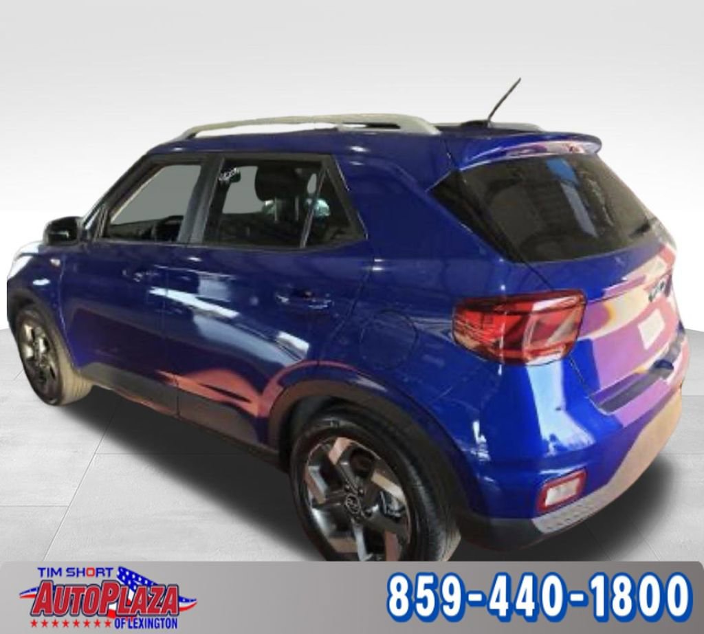 Used 2024 Hyundai Venue SEL image 6
