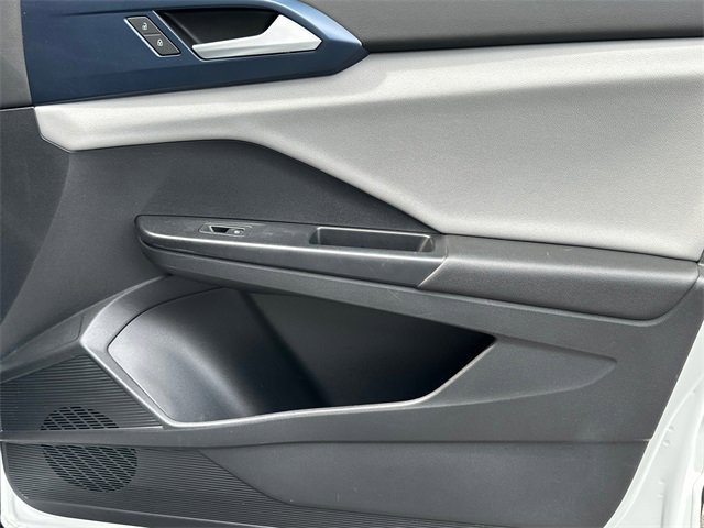 Used 2022 Volkswagen Taos SE image 31