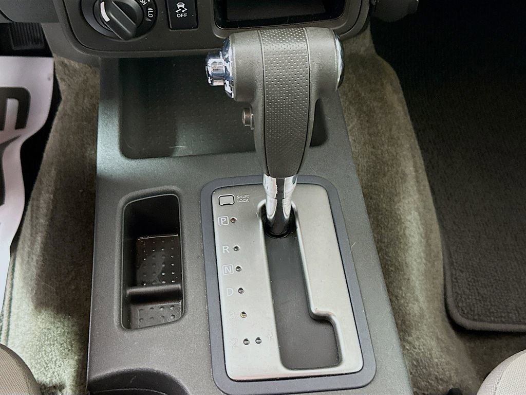 Used 2013 Nissan Xterra S w/ Value Package image 15