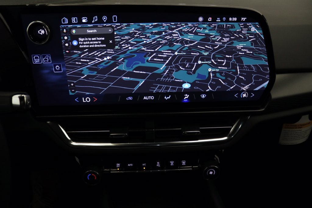 Certified 2026 Chevrolet Equinox EV LT FWD image 26