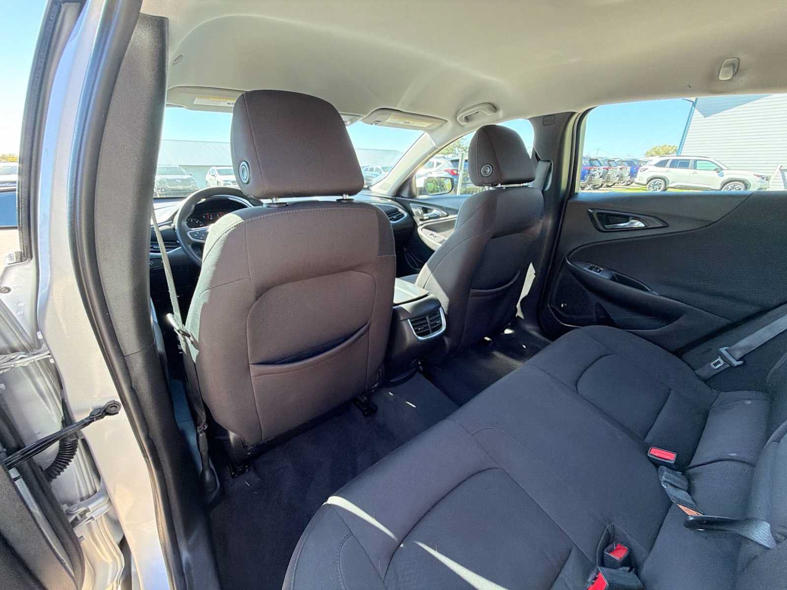 Used 2021 Chevrolet Malibu LT FWD image 15