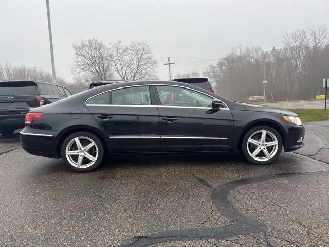 Used 2016 Volkswagen CC Sport image 2