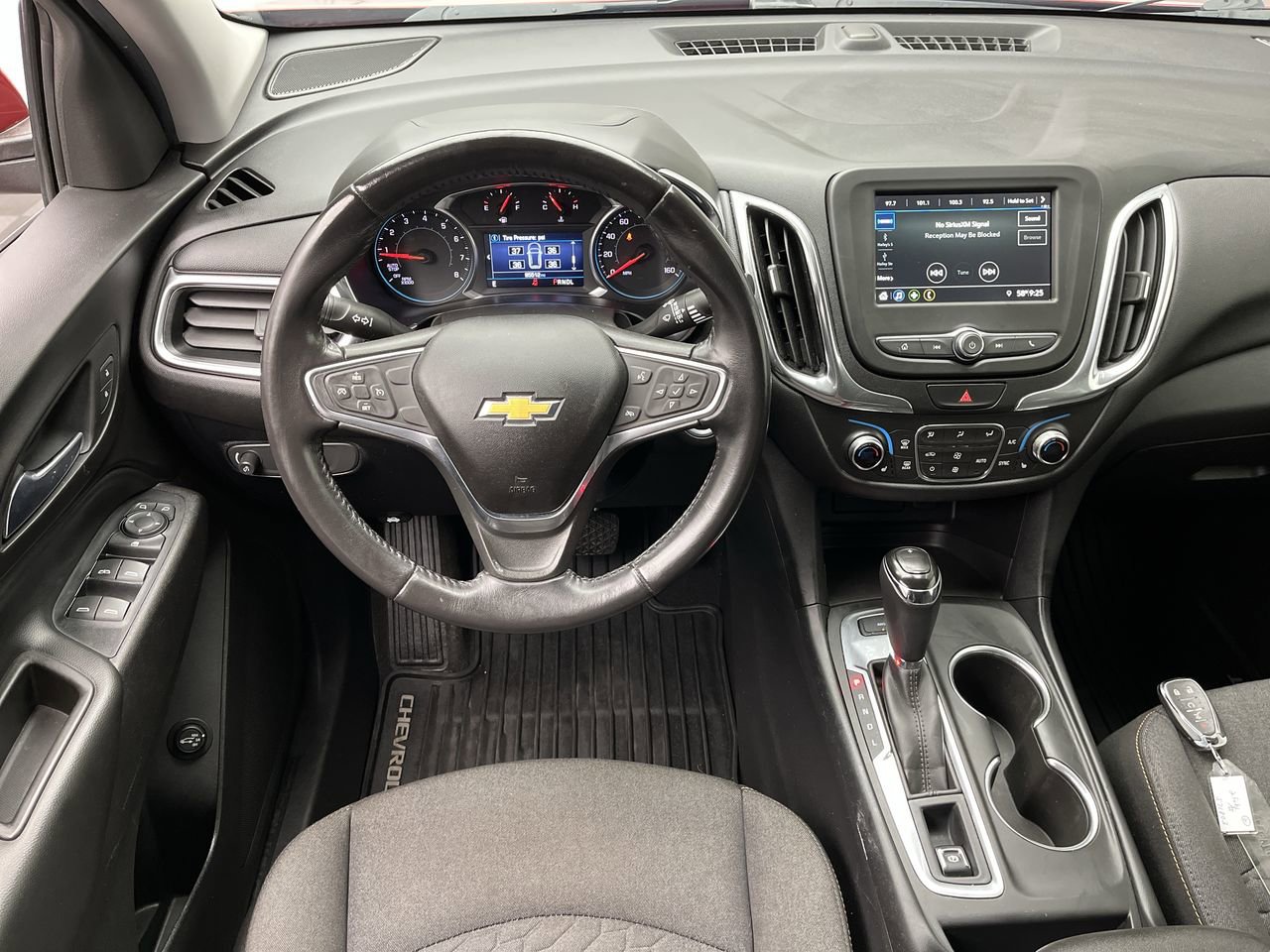 Used 2019 Chevrolet Equinox LT AWD/4WD image 12