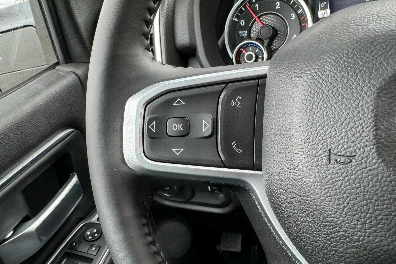 Used 2024 RAM 5500 SLT w/ Quick Order Package 2YG SLT AWD/4WD image 29
