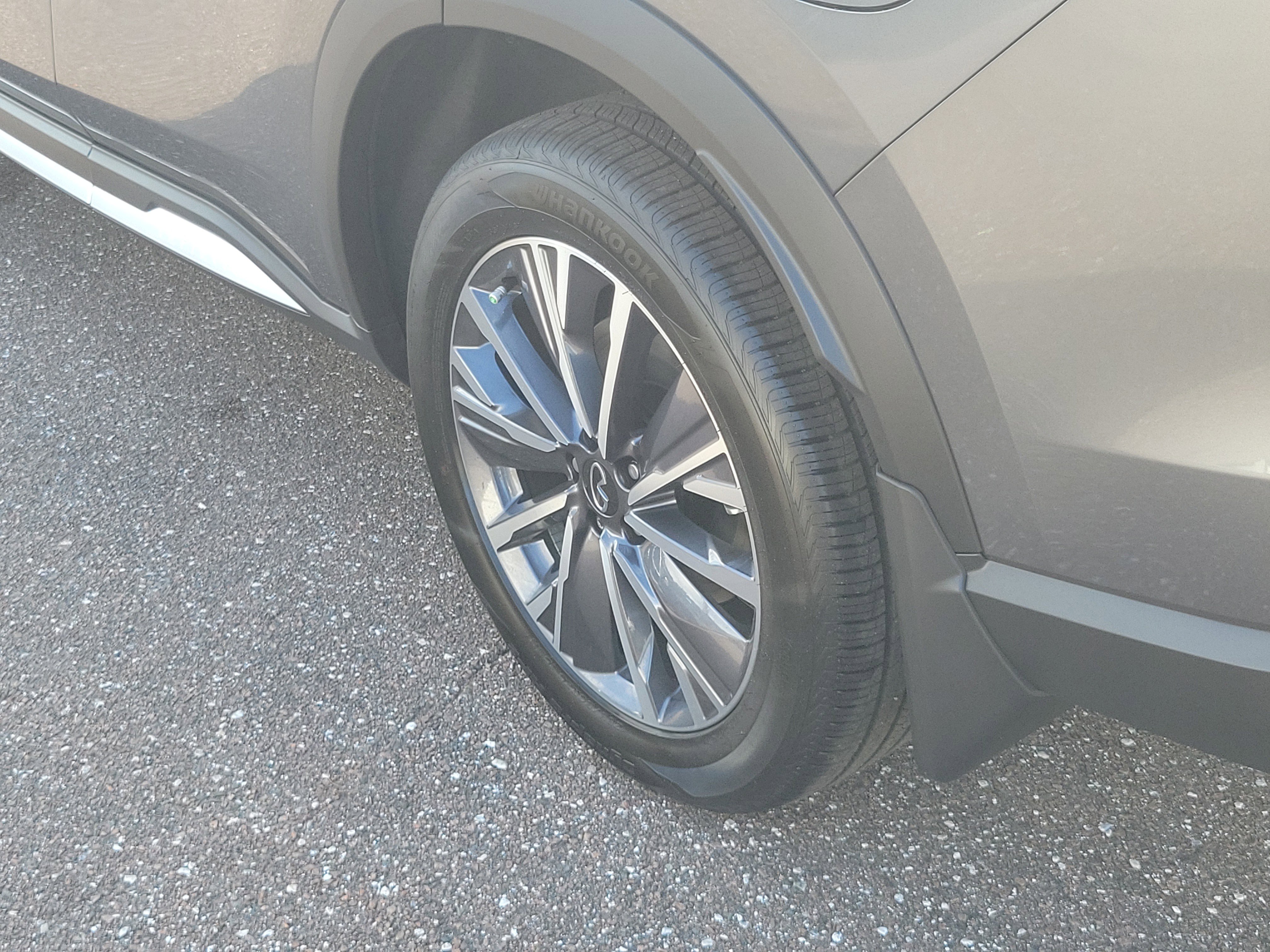 New 2026 INFINITI QX60 Luxe w/ Cargo Package image 5