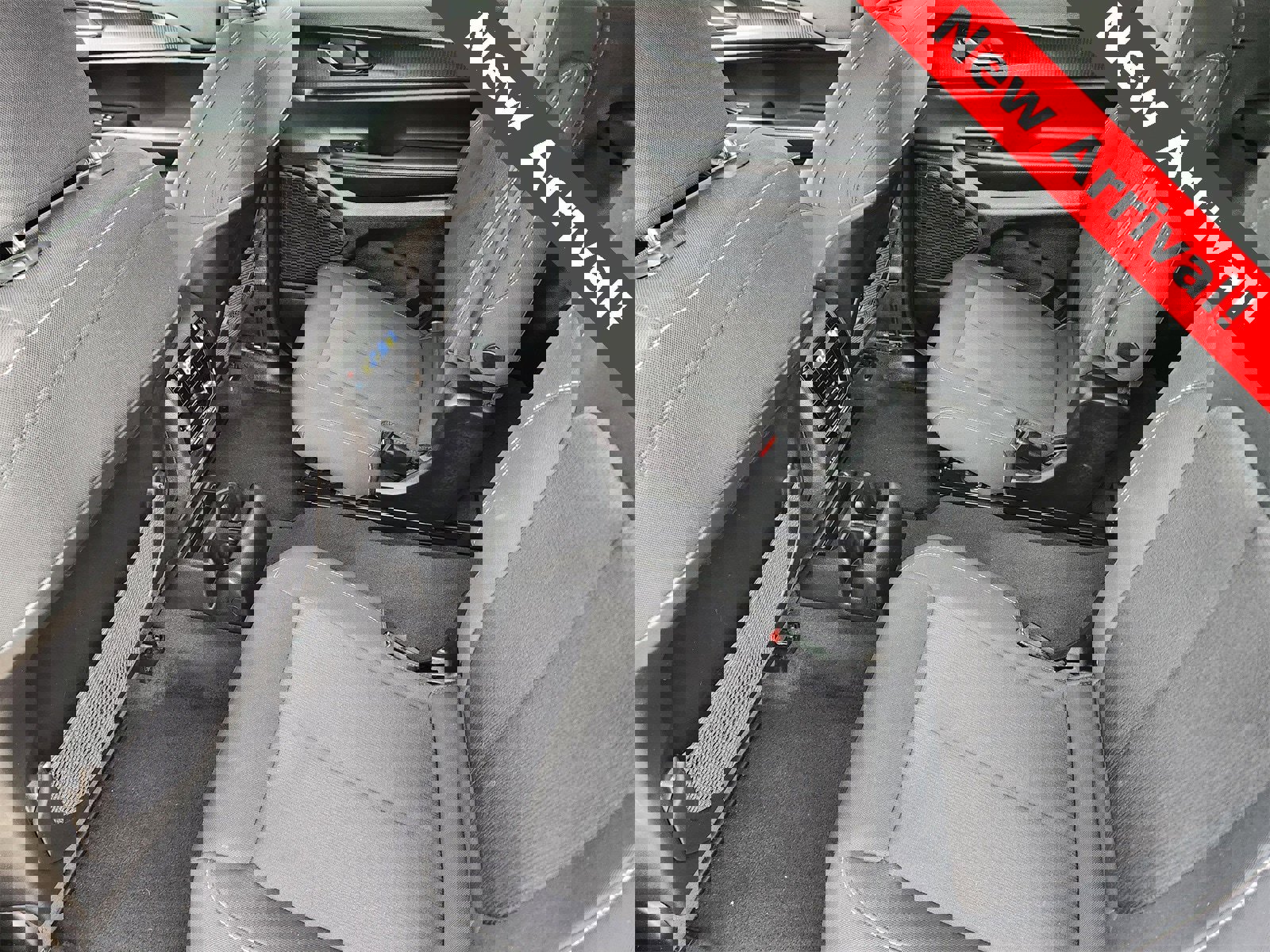 Used 2024 Jeep Grand Cherokee L Laredo image 30