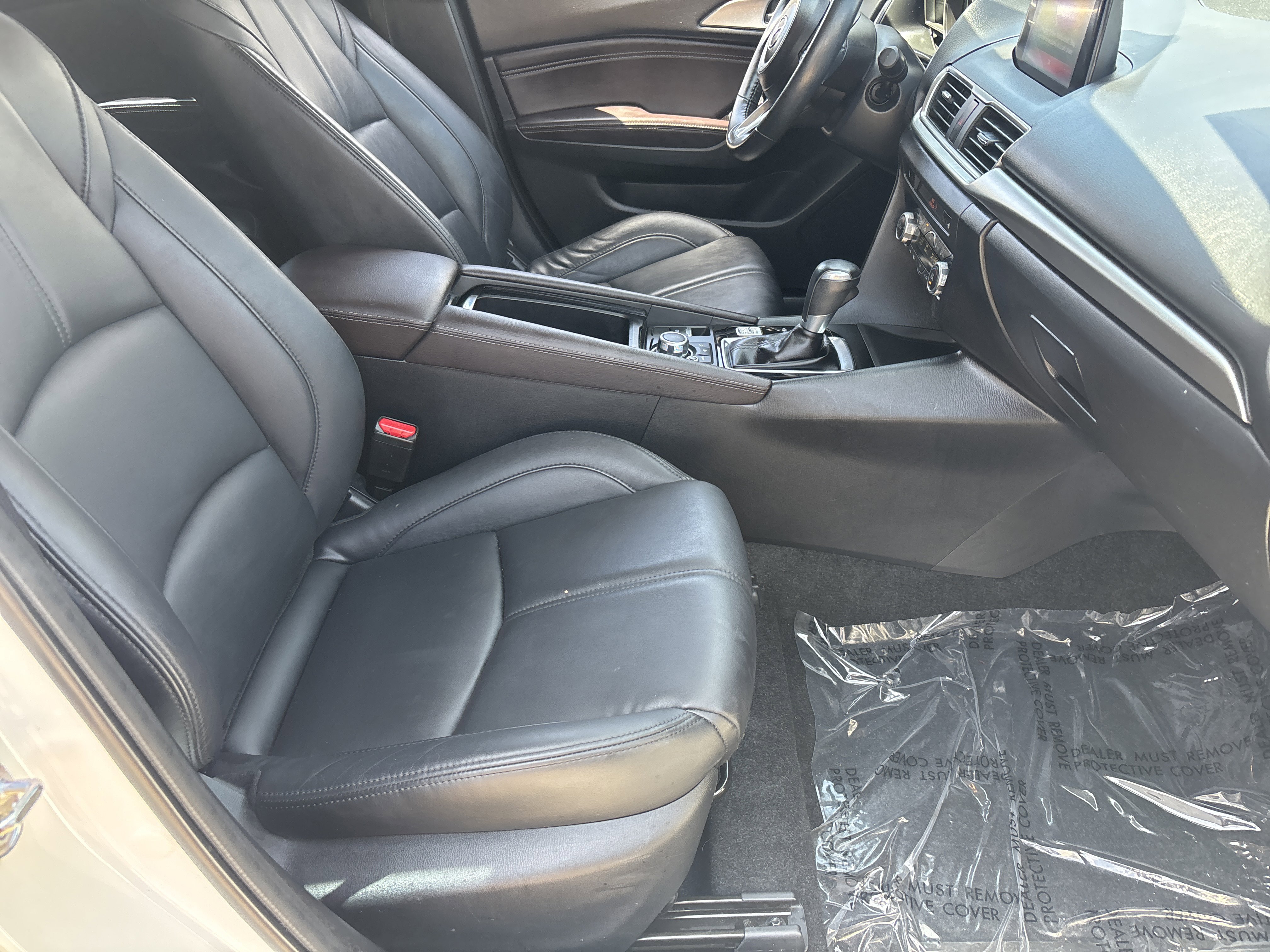 Used 2018 MAZDA MAZDA3 Touring FWD image 10