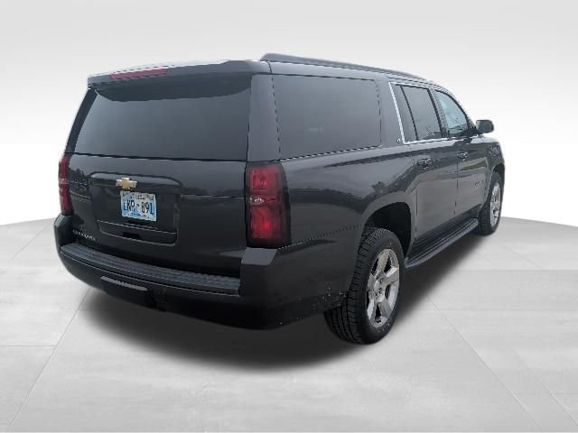 Used 2017 Chevrolet Suburban LT w/ Luxury Package RWD image 3