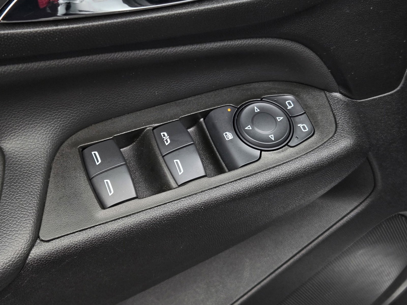 Used 2023 Chevrolet Equinox LT image 10