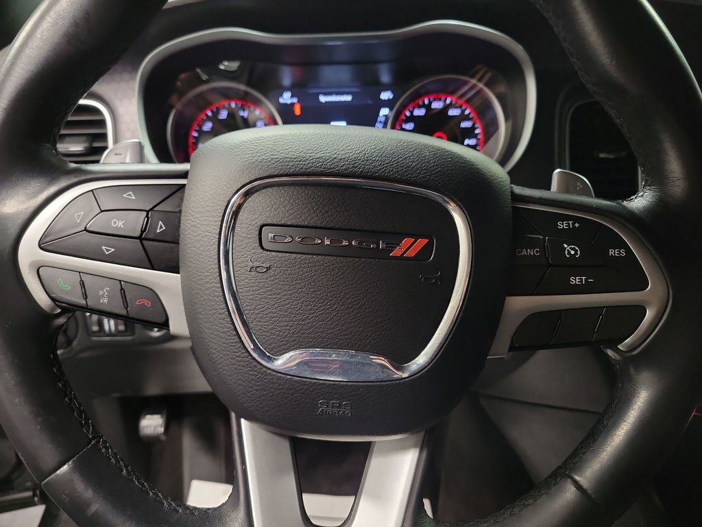 Used 2017 Dodge Charger R/T image 17