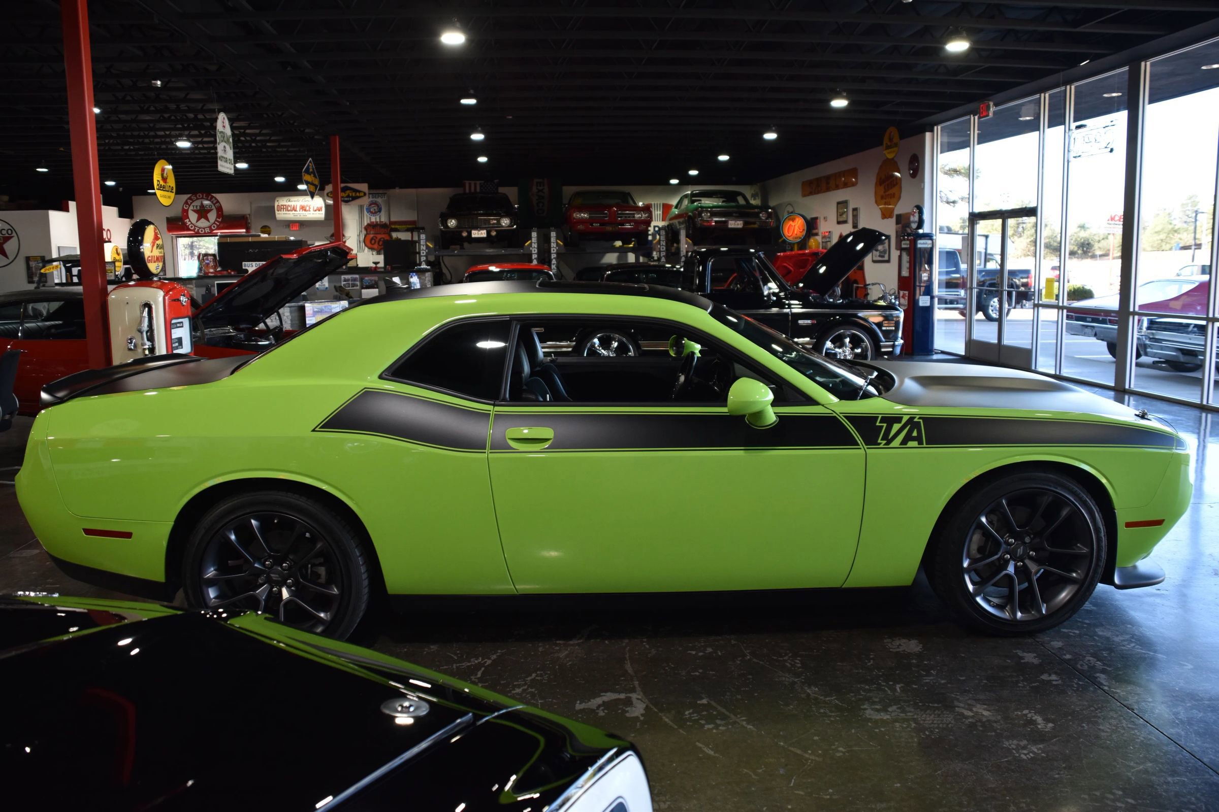 Used 2023 Dodge Challenger R/T w/ T/A Package RWD image 9