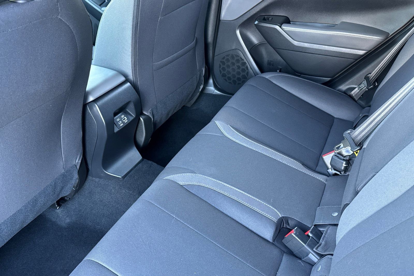 Certified 2025 Subaru Crosstrek 2.0i Premium image 14