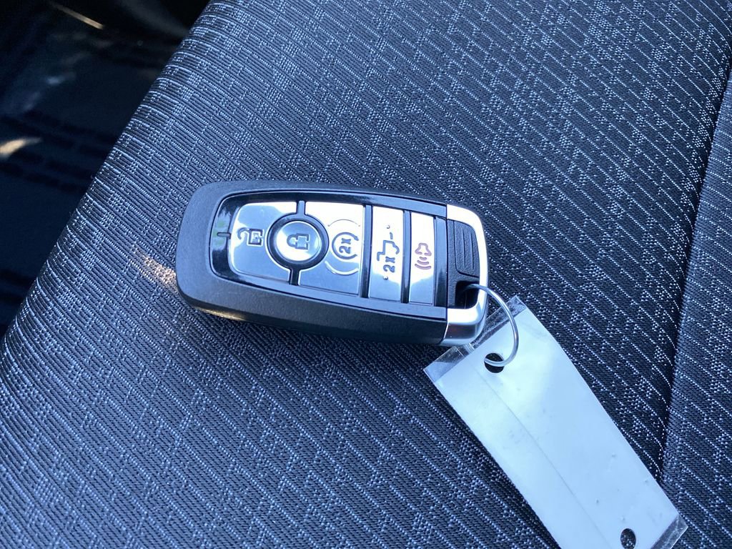 Certified 2025 Ford F150 XLT w/ Equipment Group 302A MID image 39