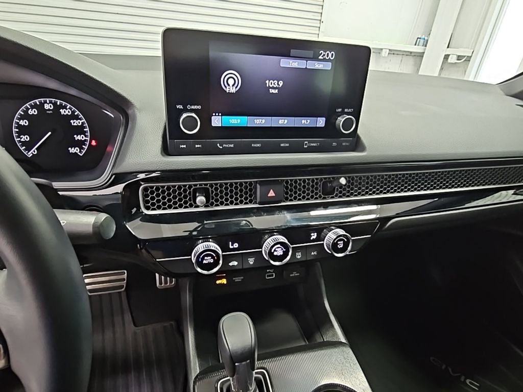 Used 2024 Honda Civic Sport image 13