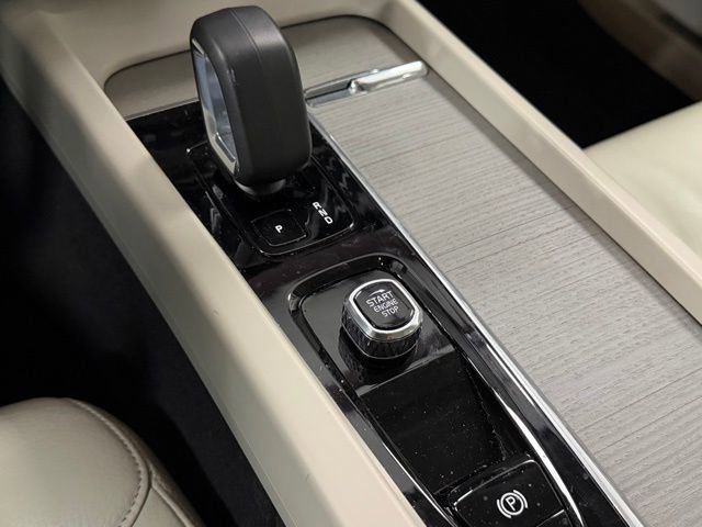 Used 2023 Volvo S60 B5 Plus image 19