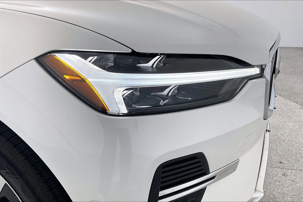 Certified 2022 Volvo XC60 T8 Inscription Expression image 37