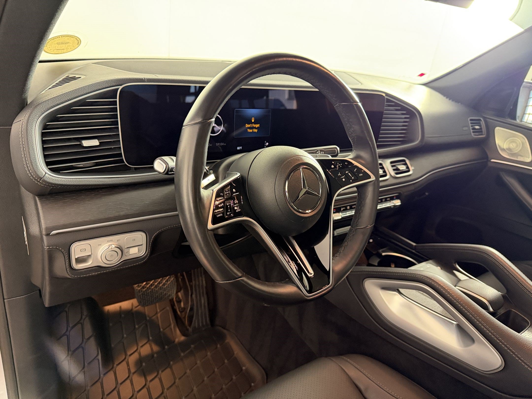 Used 2024 Mercedes-Benz GLE 450 4MATIC image 4