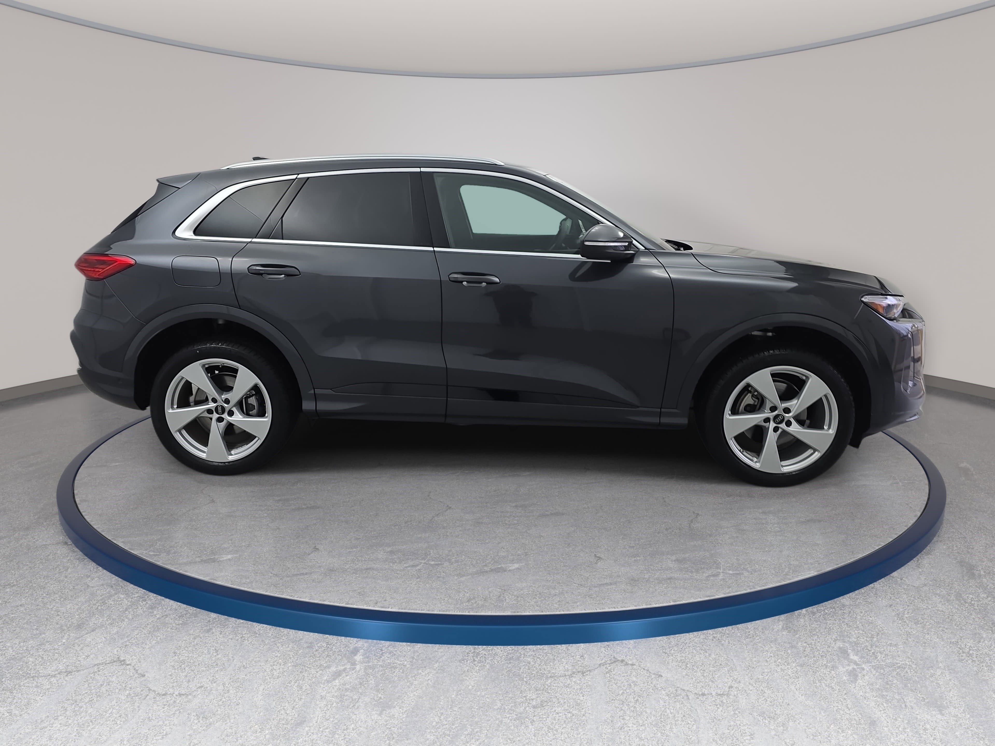 New 2025 Audi Q5 Premium Plus image 4