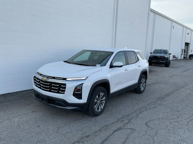 Used 2025 Chevrolet Equinox LT image 28