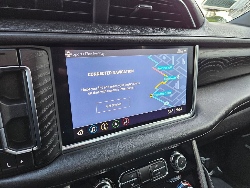 Used 2021 GMC Yukon Denali w/ Denali Premium Package image 30