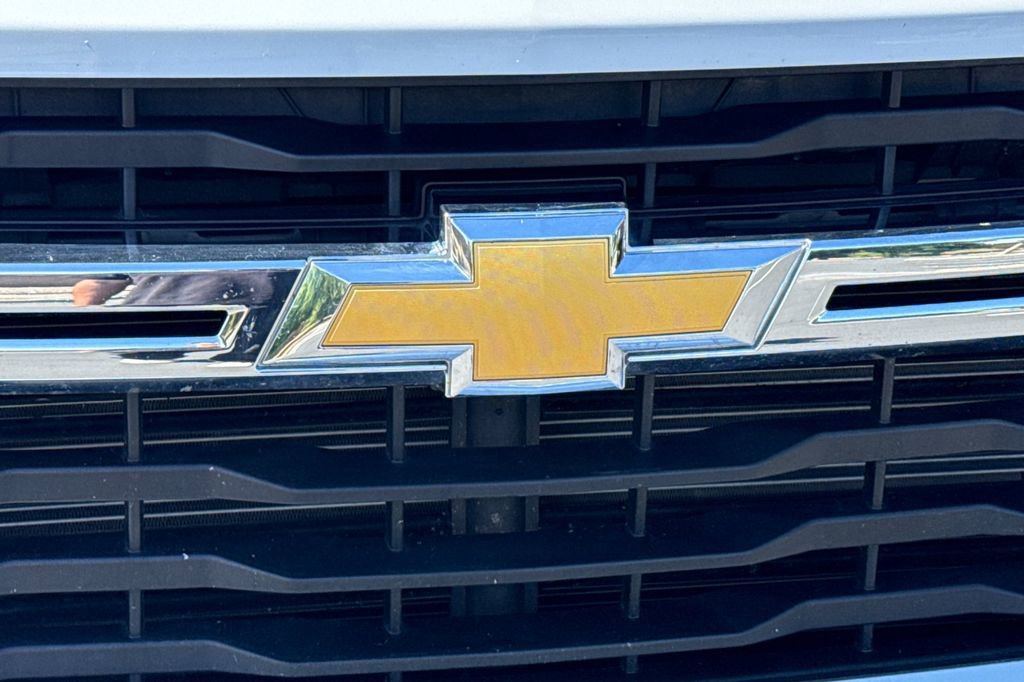 Used 2025 Chevrolet Silverado 2500 LT w/ Convenience Package AWD/4WD image 8
