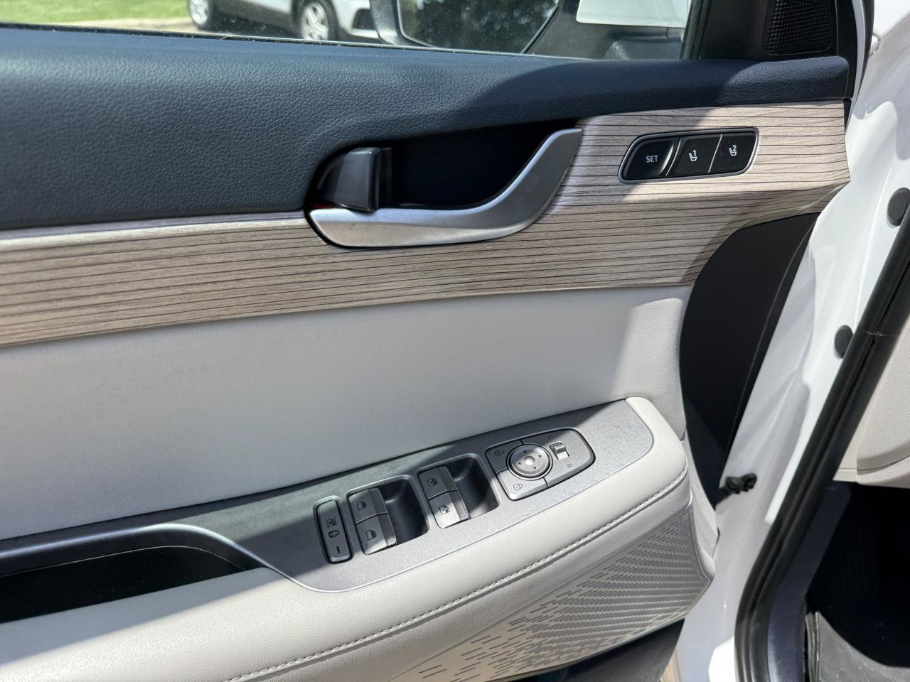 Used 2021 Hyundai Palisade SEL w/ Premium Package FWD image 12