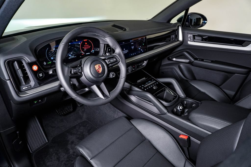 New 2026 Porsche Cayenne AWD/4WD image 4