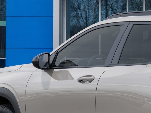 New 2026 Chevrolet Trax RS w/ Sunroof Package FWD image 12