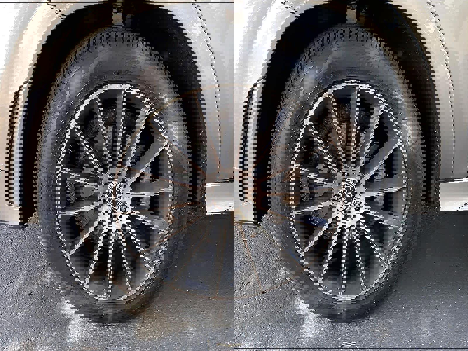 Used 2022 Mercedes-Benz GLE 350 4MATIC image 11