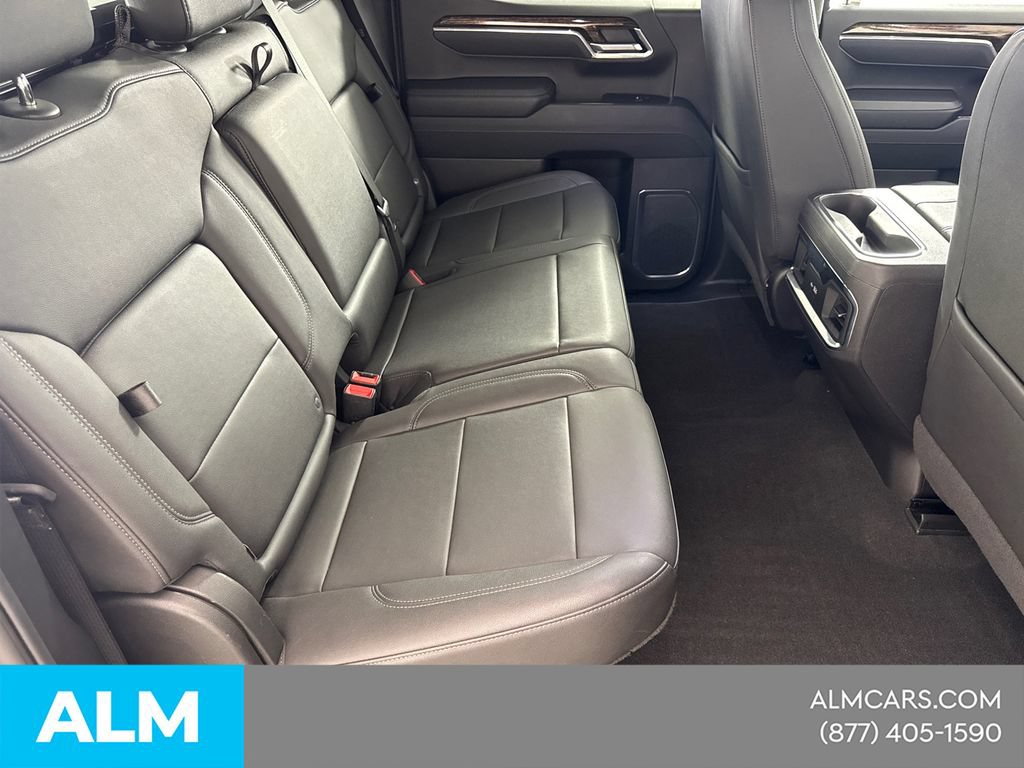 Used 2025 GMC Sierra 1500 Elevation w/ Elevation Premium Package AWD/4WD image 19