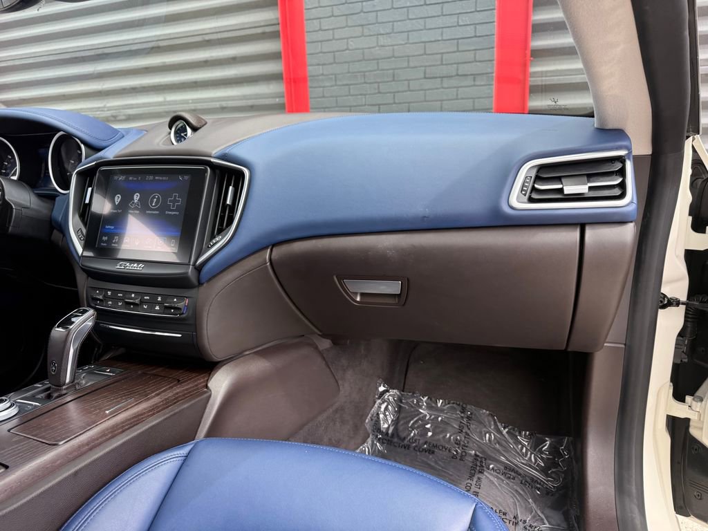 Used 2020 Maserati Ghibli RWD image 19