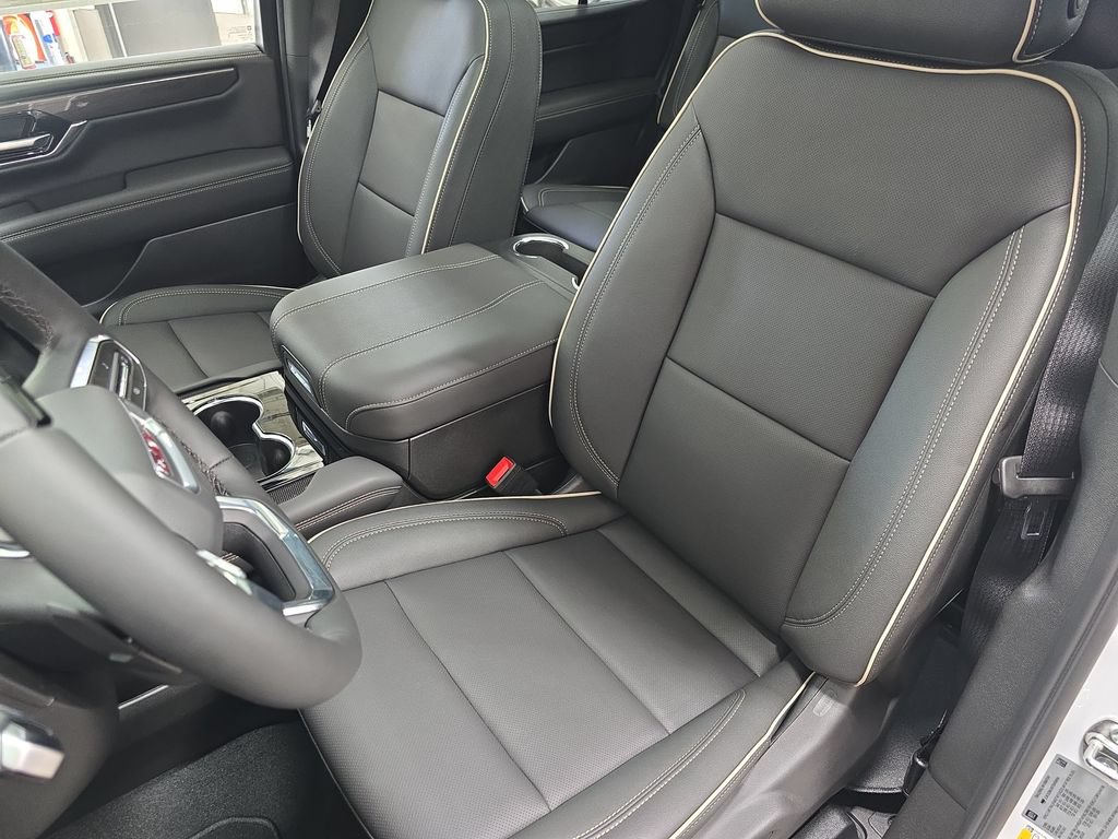 New 2026 GMC Yukon Elevation w/ Elevation Premium Package AWD/4WD image 18