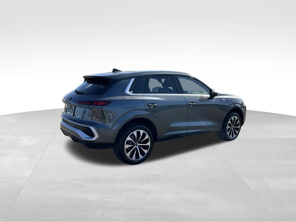 New 2026 Audi Q3 quattro 2.0T image 5