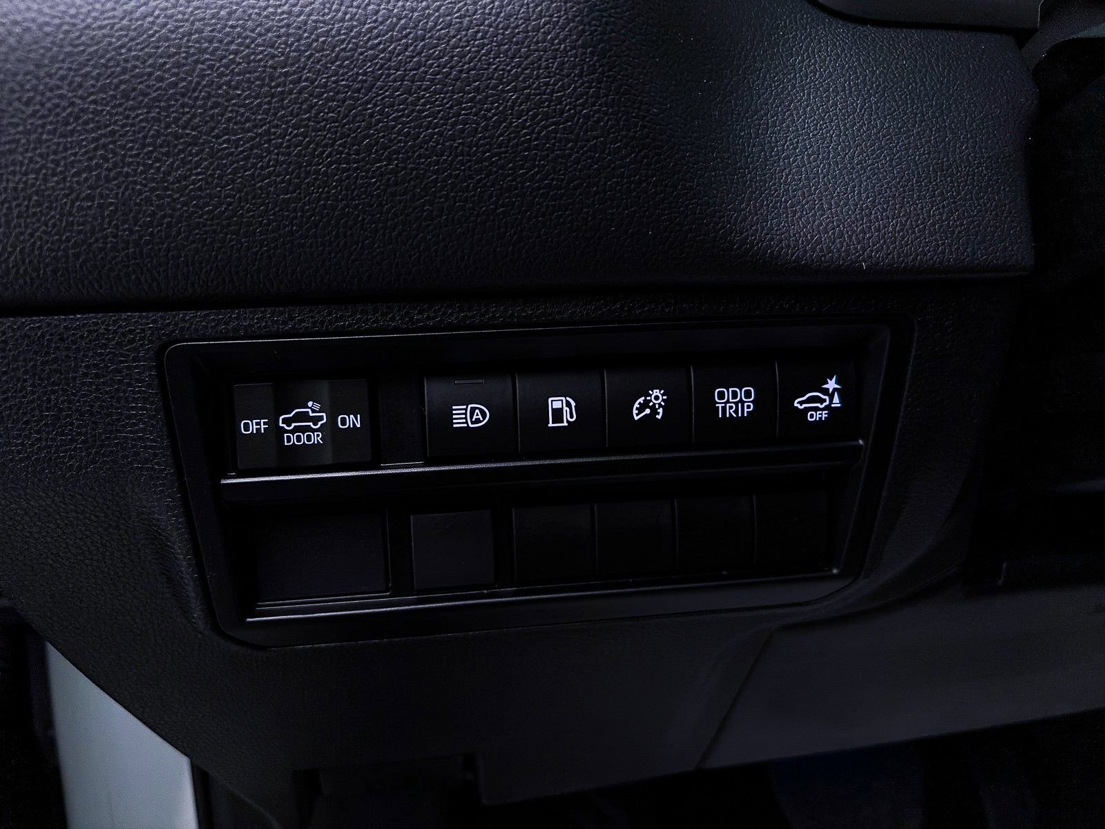 Used 2024 Toyota Tundra Limited image 8