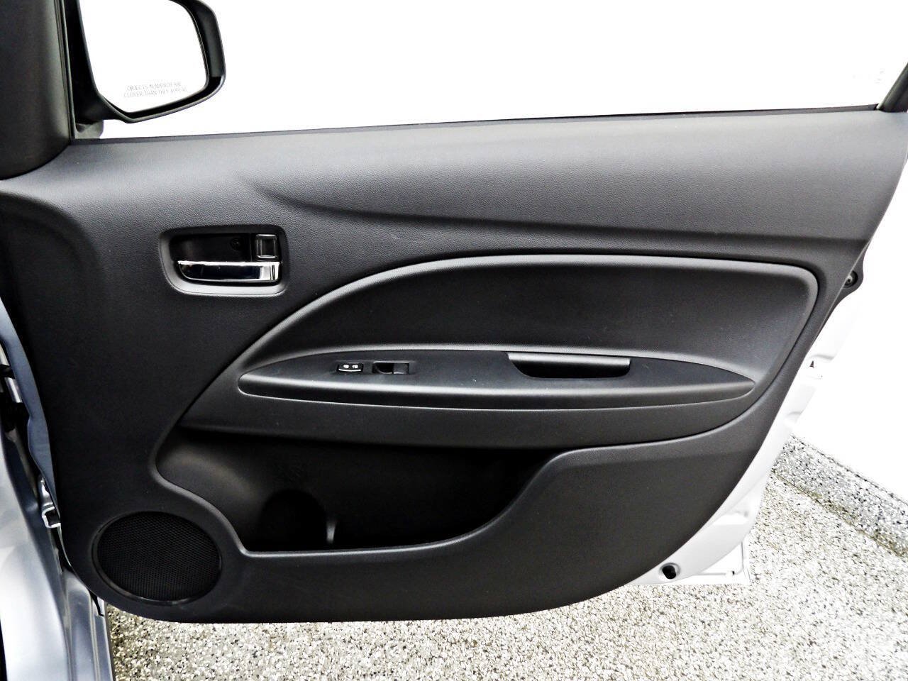 Used 2015 Mitsubishi Mirage ES FWD image 11