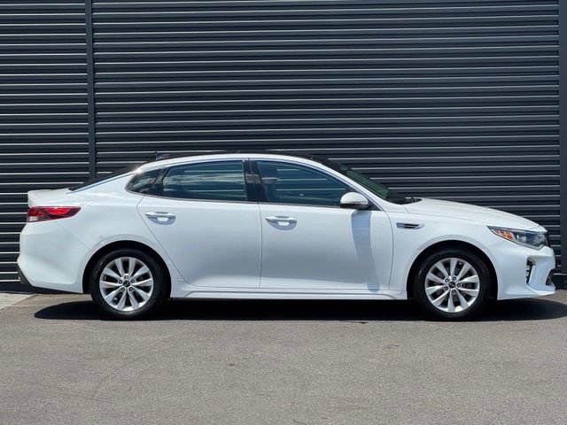 Used 2018 Kia Optima S w/ Panoramic Sunroof Package FWD image 8