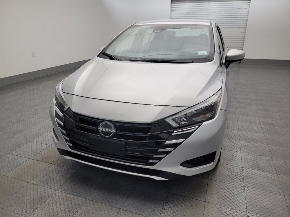 Used 2025 Nissan Versa SV w/ Trunk Package FWD image 15
