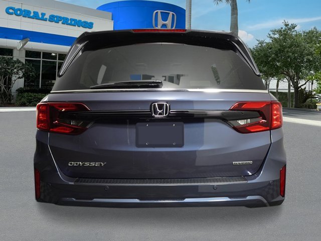New 2026 Honda Odyssey Touring image 4